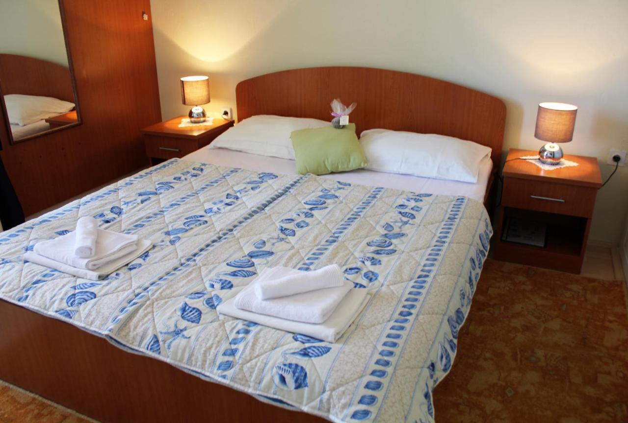 Guesthouse Podaca Rom bilde